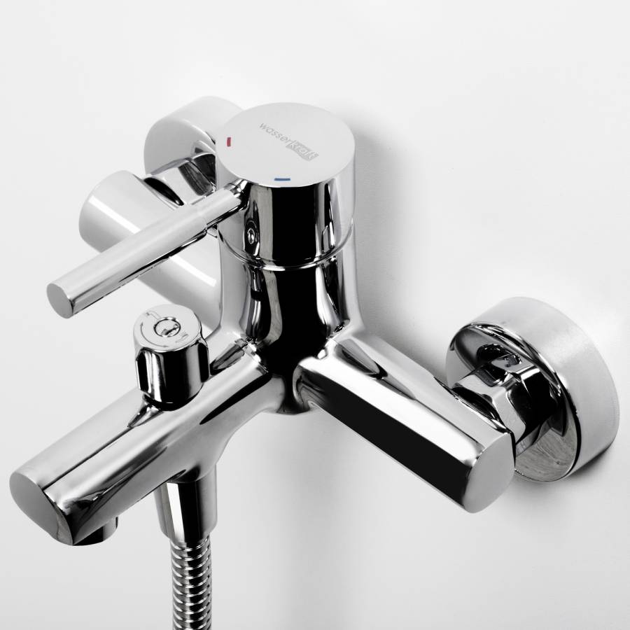 Main 4101 Смеситель для ванны с коротким изливом Wasserkraft