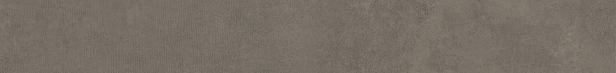 Плинтус Про Догана коричневый матовый обрезной 80x9,5x0,9